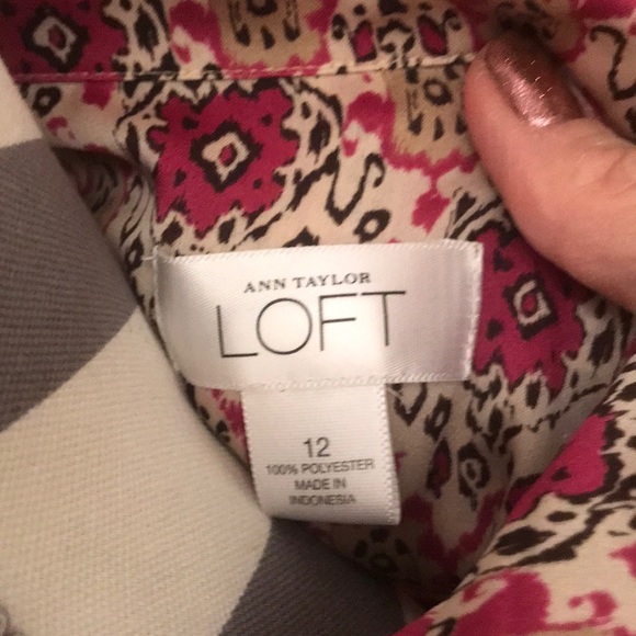 Loft button down top - Picture 2 of 3